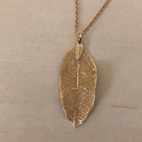 Matching necklace and bracelet set - Picture 3 of 5